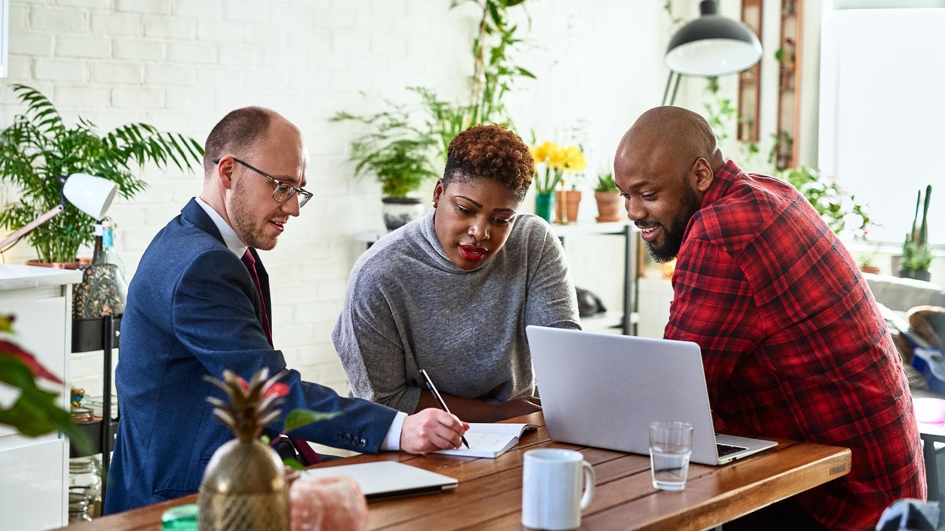 Mehr Erfolg im Alltag mit Finanzen und Fakten: Business, Finanzen, Arbeit und spannende Insights