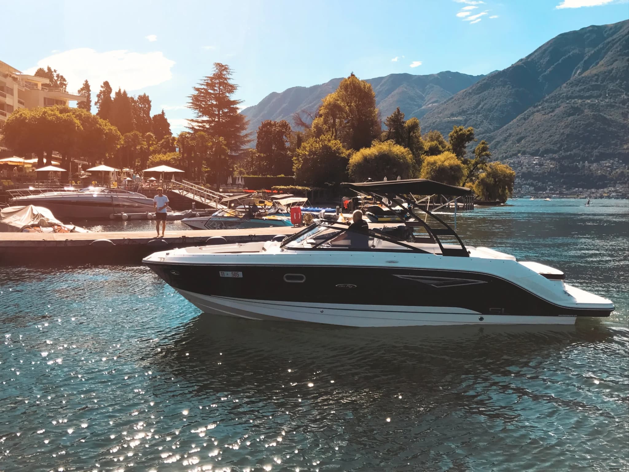 Boot Mieten für ein unvergleichliches Yachtcharter-Erlebnis