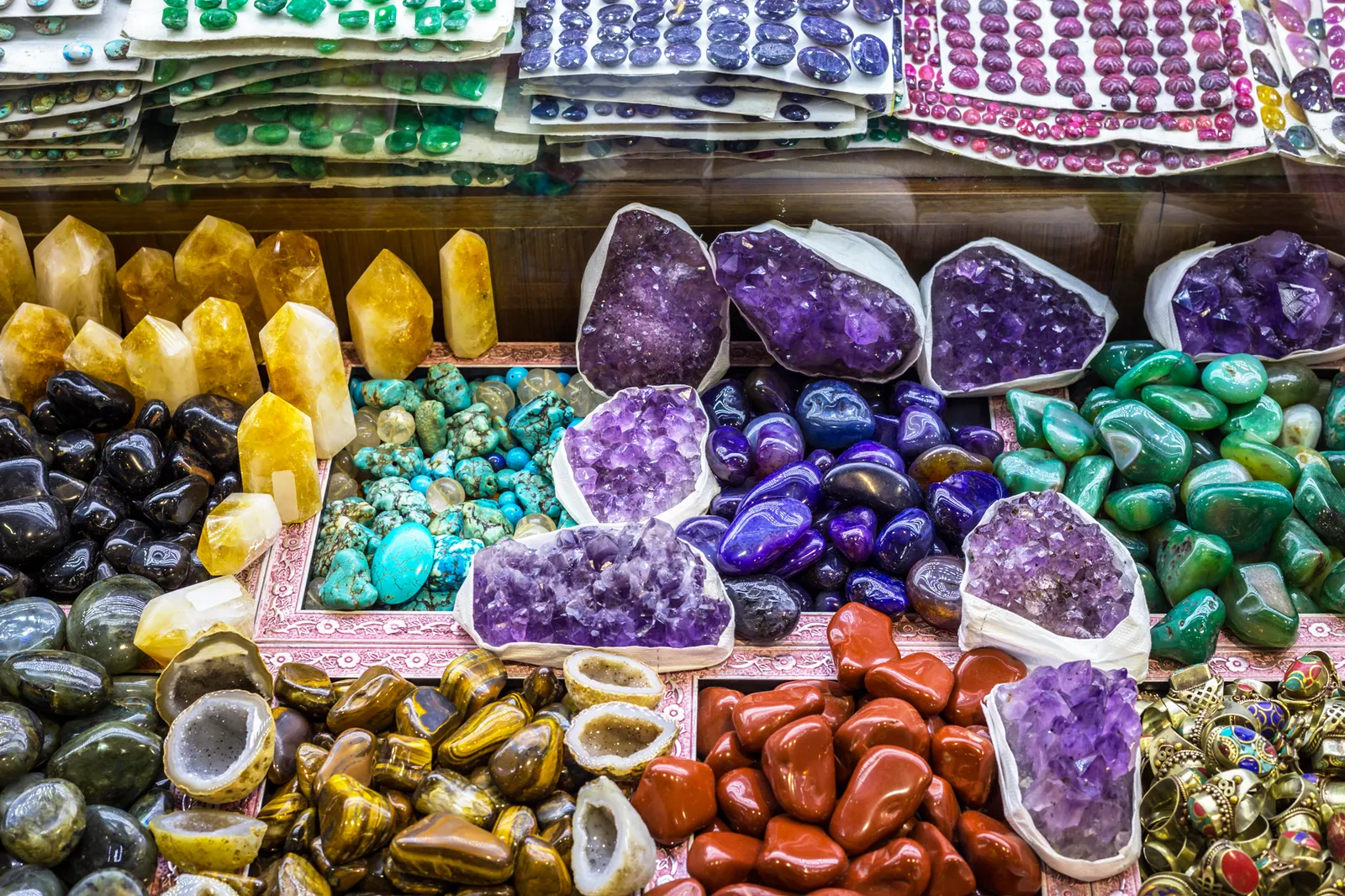 Dein Kristall Shop für Herz und Seele