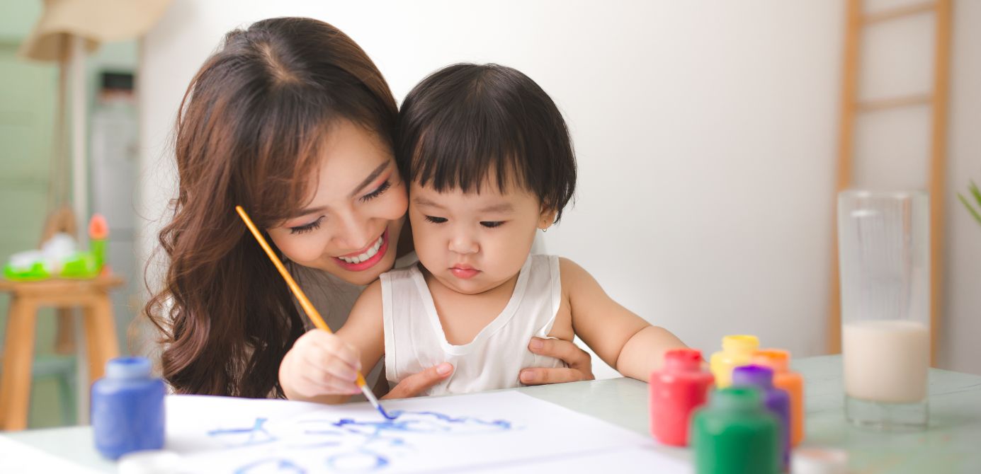 Kreative Beschaeftigung Kinder 3 Jahre mit Rollenspiel-Ecken